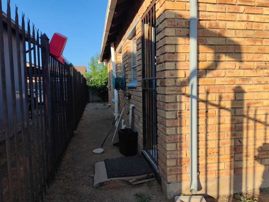 3 Bedroom Property for Sale in Grasslands Free State